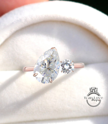 Pear shaped Moissanite engagement ring vintage Unique gold Toi et Moi engagement ring womans Round cut diamond Cluster ring Promise ring