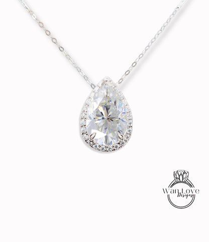 Collana con ciondolo a forma di pera di Moissanite 2CT per donne / Collana con ciondolo a forma di pera con diamante Collana in oro 14k / Collana con ciondolo a forma di goccia con diamante Halo