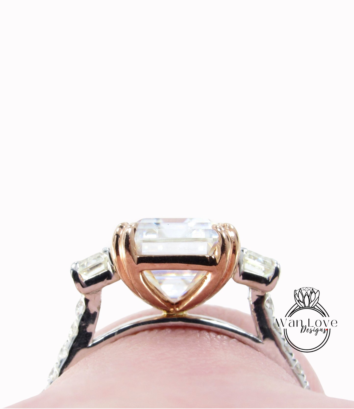 Anello di fidanzamento Art Déco con diamanti Lab con taglio smeraldo, anello rotondo con 3 pietre preziose, taglio baguette, anello in oro rosa con grappolo, promessa di anniversario, anello nuziale