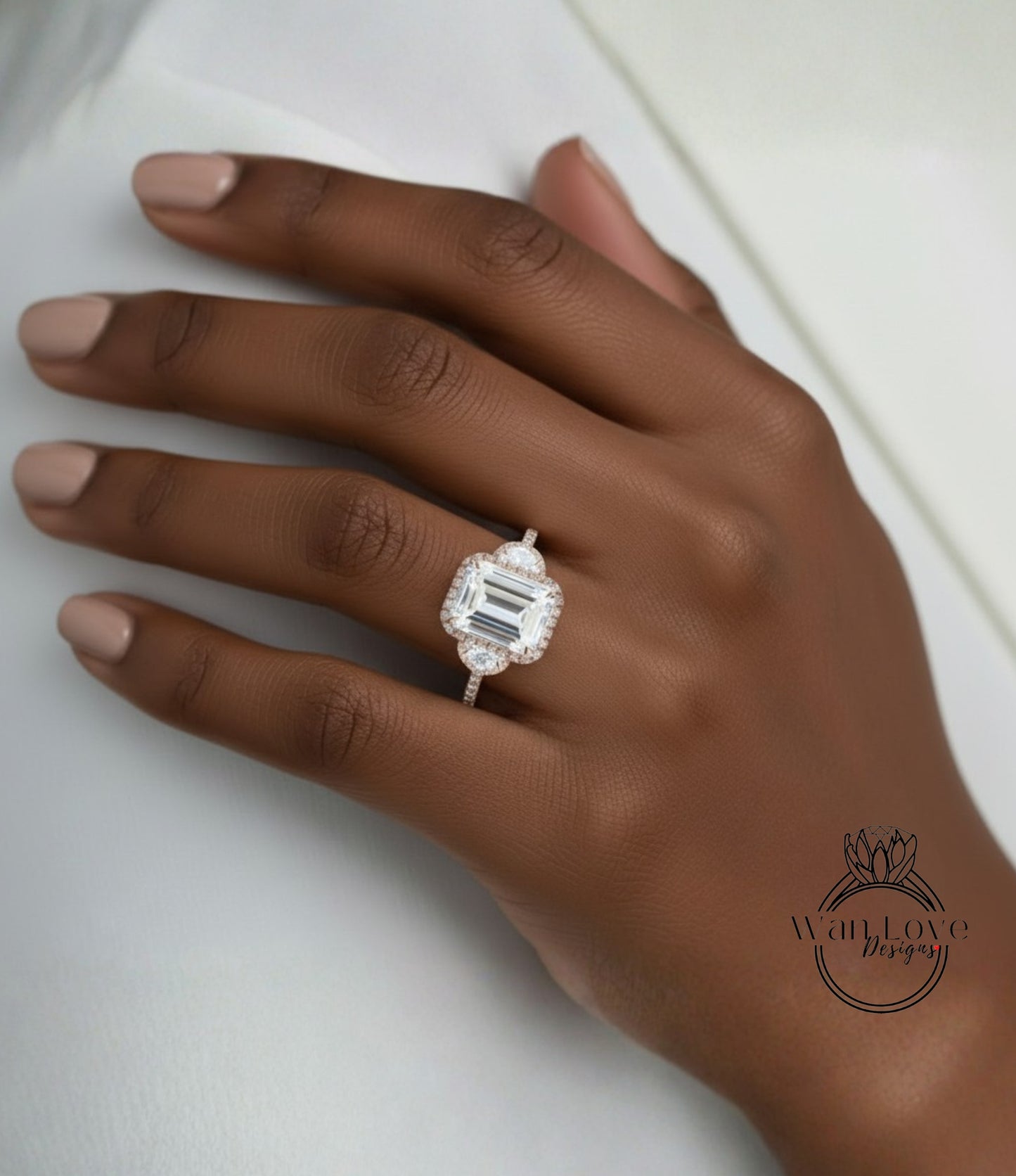 Anello di fidanzamento Art Déco con diamanti Lab con taglio smeraldo, anello rotondo con 3 pietre preziose, taglio baguette, anello in oro rosa con grappolo, promessa di anniversario, anello nuziale