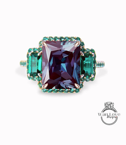 Anello di fidanzamento in pietra preziosa Alexandrite Emerald Green 3 Triple Halo da 4 ct, Anello Halo Baguette Smeraldo Alexandrite, Anello in oro 14k, Regalo di anniversario