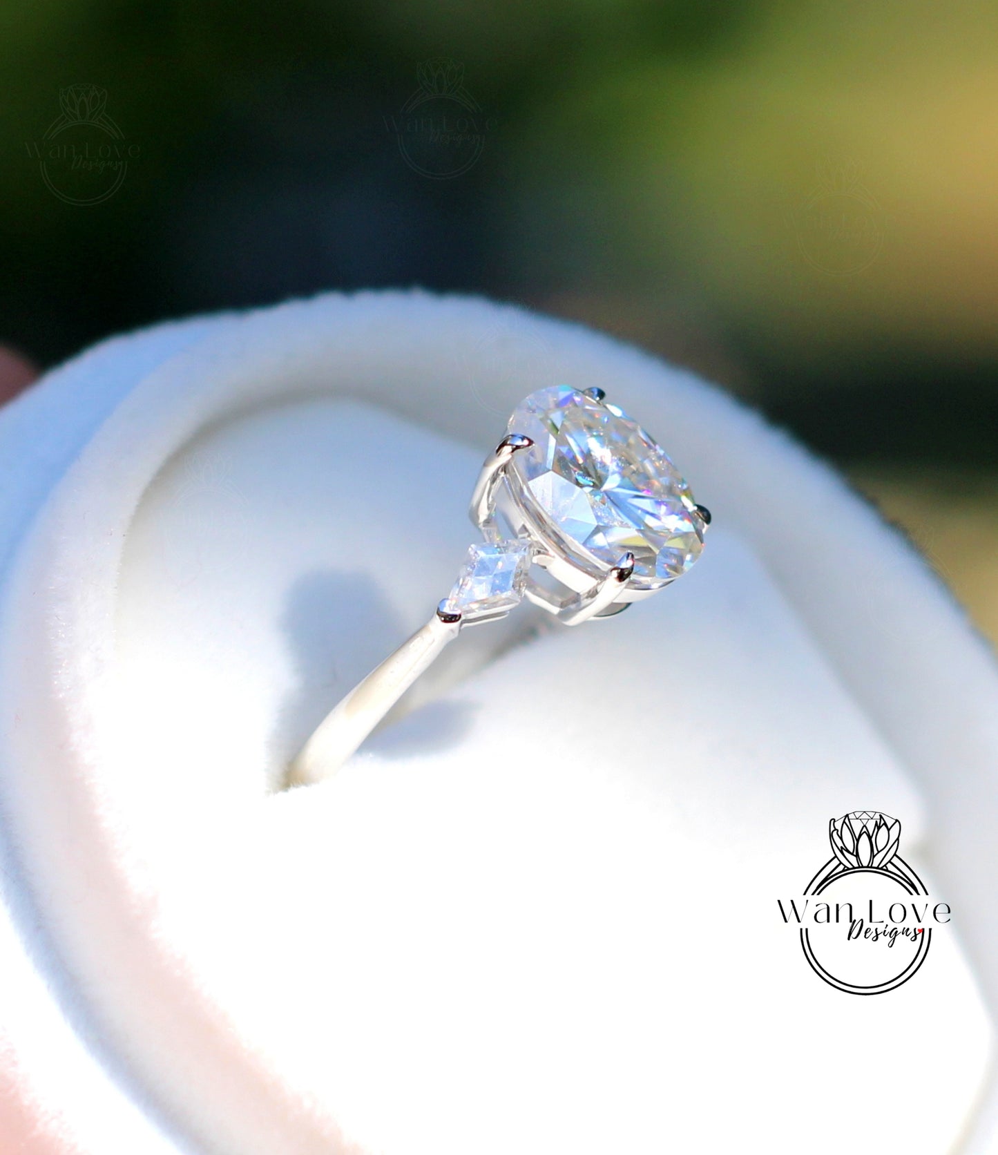 Moissanite Oval & Kite 3 gem stone gold engagement ring Unique Cluster engagement ring women Moissanite Diamond wedding Bridal gift-Ready to Ship