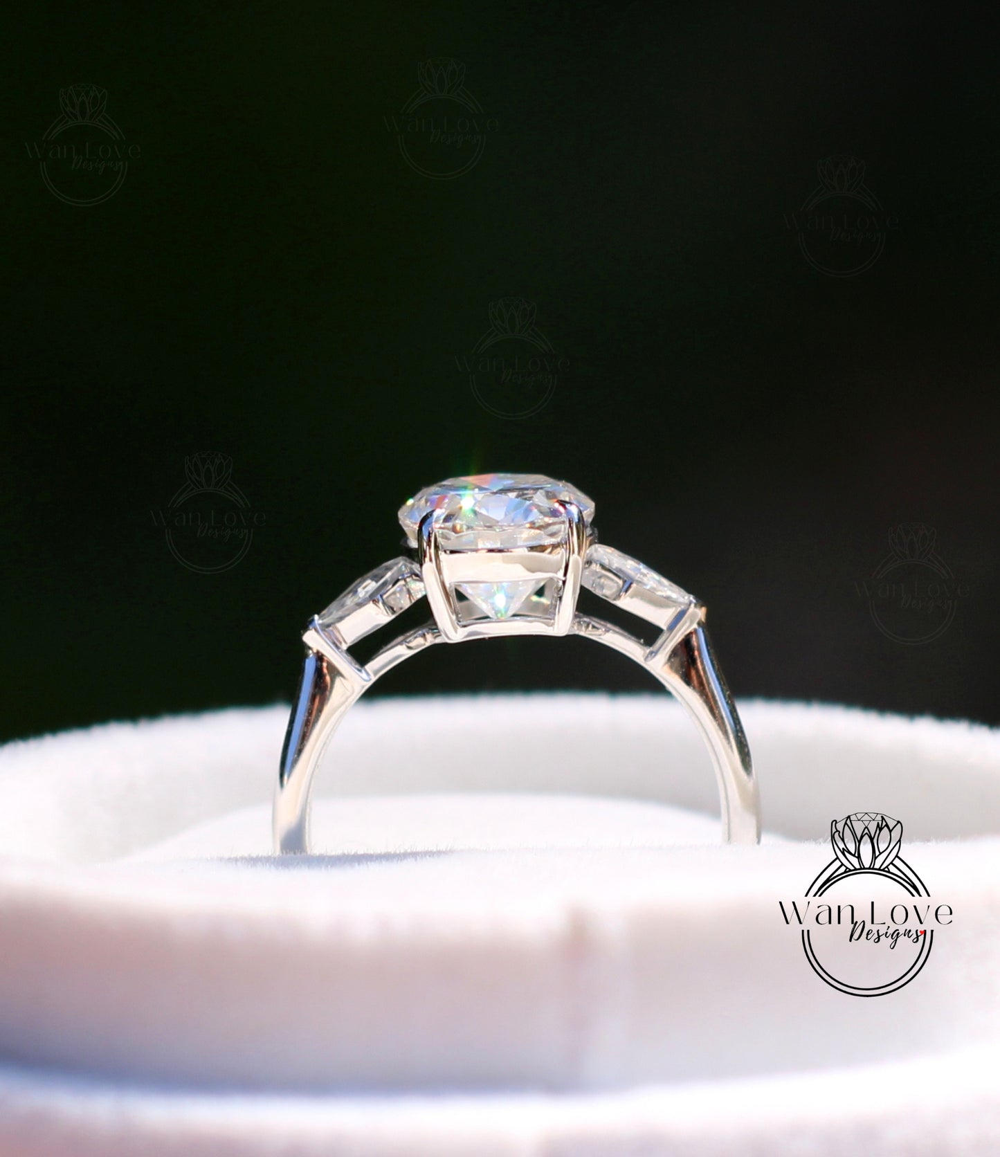 Moissanite Oval & Kite 3 gem stone gold engagement ring Unique Cluster engagement ring women Moissanite Diamond wedding Bridal gift-Ready to Ship