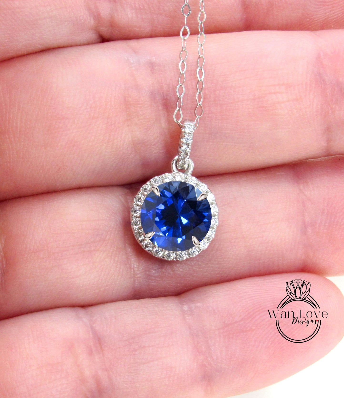 Collana Halo in zaffiro blu, Collana Halo con diamanti rotondi, Collana Moissanite rotonda da 1,5 ct, Collana Scelta della pietra portafortuna, Regalo di nozze per lei