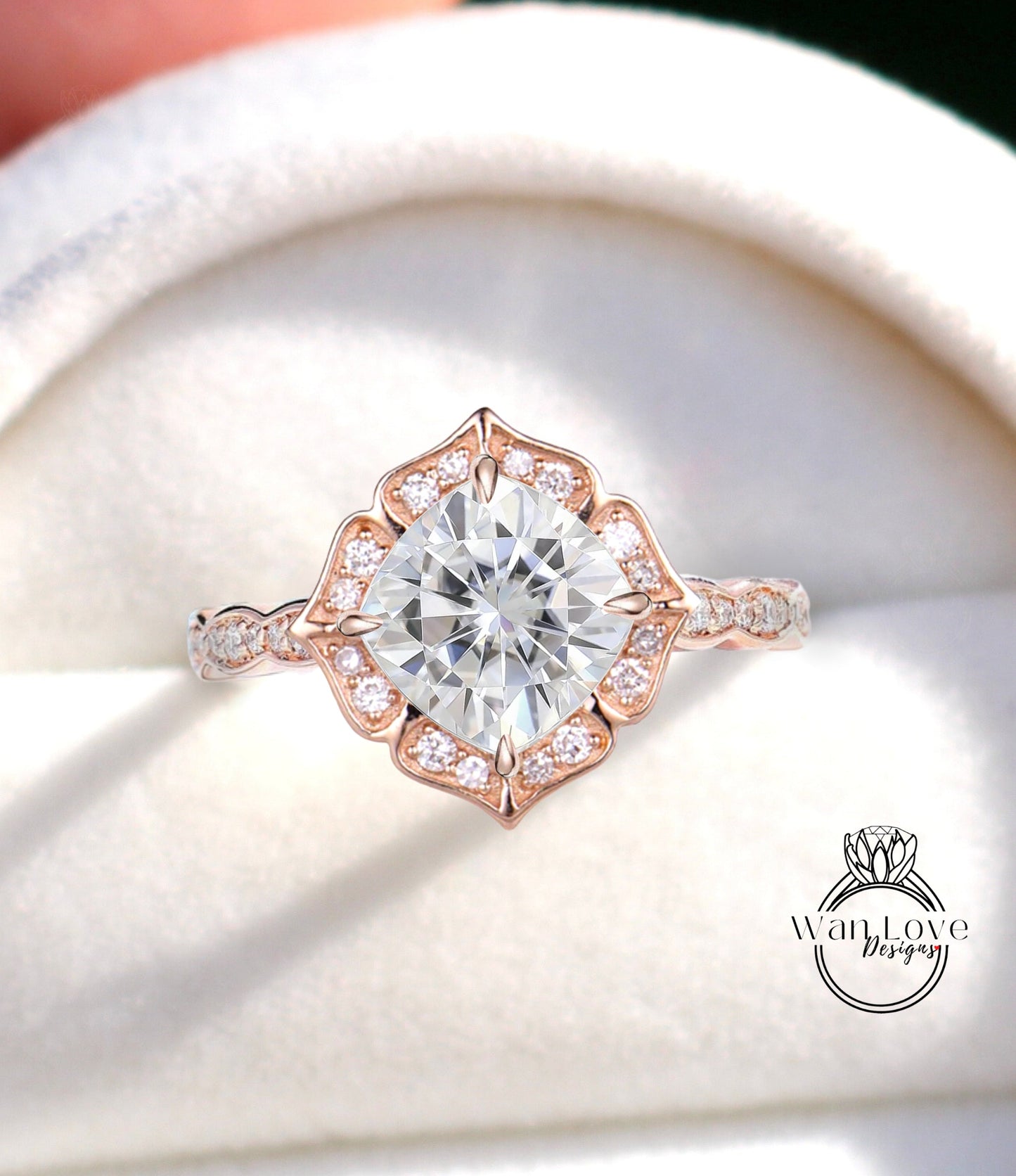 Anello di fidanzamento vintage Moissanite Anello con cuscino di diamanti Anello aureola Antico milgrain in oro rosa con punta smerlata Anello per anniversario nuziale nuziale