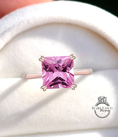 Anello di fidanzamento solitario con zaffiro rosa taglio principessa delicato in oro rosa, bianco o giallo 14k, anello di promessa con zaffiro quadrato di WanLoveDesigns