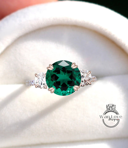 Anello con diamante a pera rotondo smeraldo, anello con tre pietre Moissanite, anello di fidanzamento verde rotondo, anello a fascia con diamanti