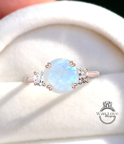 Anello di fidanzamento rotondo con 3 pietre di pietra di luna, zaffiro bianco, Moissanite, 14k, 18k, bianco, giallo, oro rosa, placcato, anniversario personalizzato