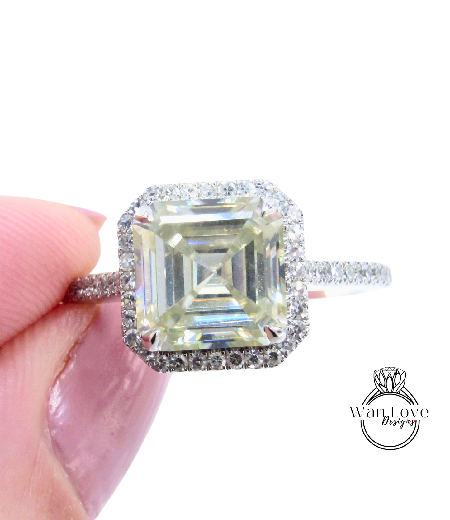 Anello di fidanzamento Asscher Halo con diamanti e moissanite giallo chiaro champagne da 2,5 ct, anello in oro bianco Halo galleggiante della cattedrale, anello pronto per la spedizione