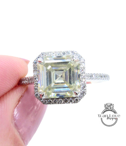 Anello di fidanzamento Asscher Halo con diamanti e moissanite giallo chiaro champagne da 2,5 ct, anello in oro bianco Halo galleggiante della cattedrale, anello pronto per la spedizione