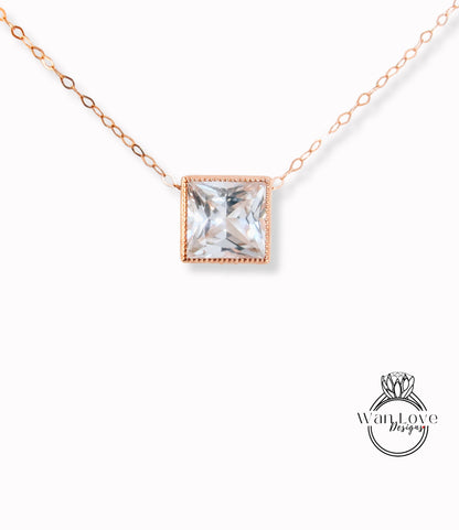 Collana solitaria vintage con castone principessa, collana solitaria con pietra portafortuna, ciondolo solitario, collana principessa Milgrain Moissanite in oro 14K