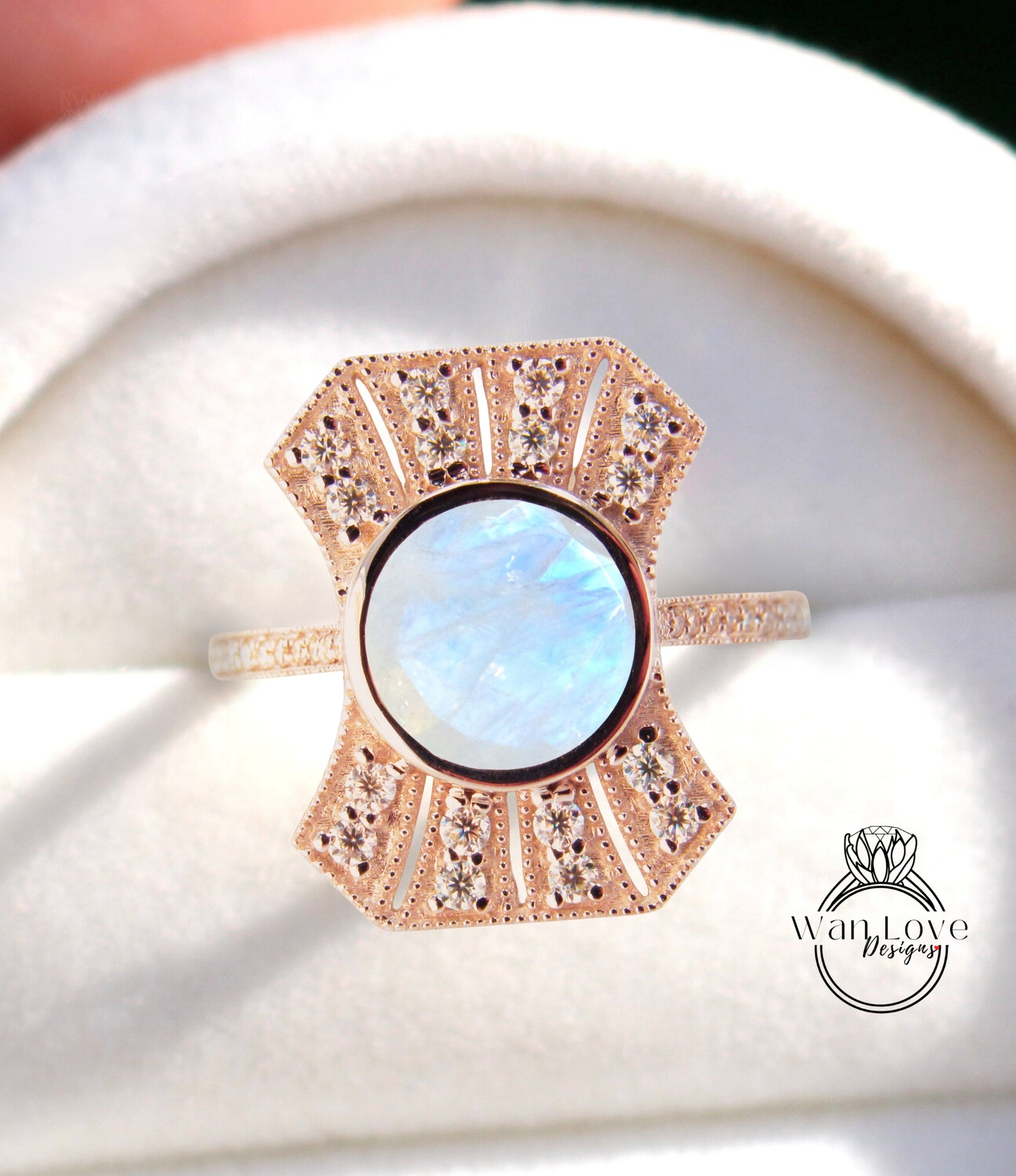 Anello di fidanzamento con diamante vintage Moonstone, anello aureola Art Deco, anello moissanite con lunetta rotonda Milgrain, anello Moon Stone con diamanti