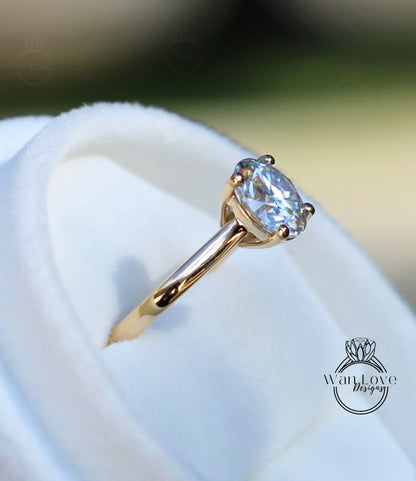 Anello di fidanzamento a quattro punte con zaffiro bianco rotondo in oro giallo 14kt da 2 ct, 8 mm, anello solitario rotondo con zaffiro bianco, anello in oro pronto per la spedizione