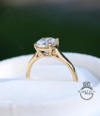 Anello di fidanzamento a quattro punte con zaffiro bianco rotondo in oro giallo 14kt da 2 ct, 8 mm, anello solitario rotondo con zaffiro bianco, anello in oro pronto per la spedizione