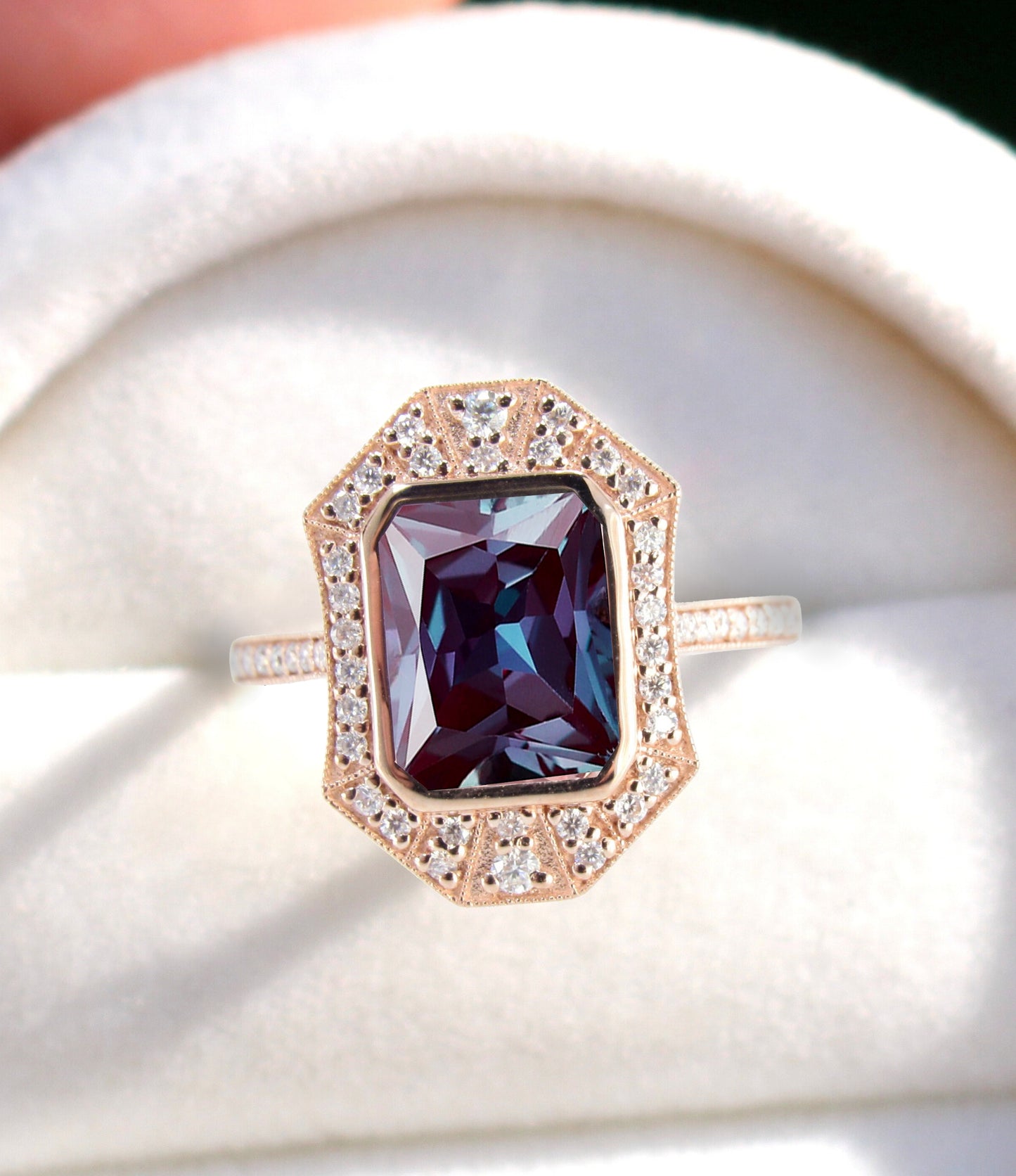 Art Deco Alexandrite & Diamond Emerald cut Ring, Milgrain Bezel Halo Ring, Alexandrite Moissanite Ring, Vintage Inspired Ring