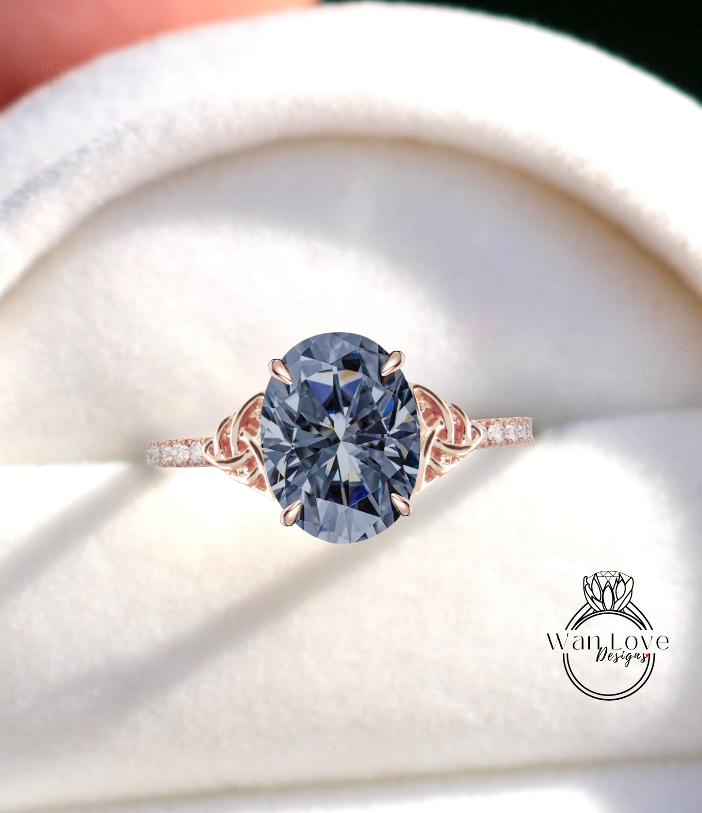 Anello di fidanzamento ovale con diamante e Moissanite grigia con nodo celtico Anello mezza eternità con diamante celtico Moissanite Anello ovale con promessa nuziale Anello anniversario