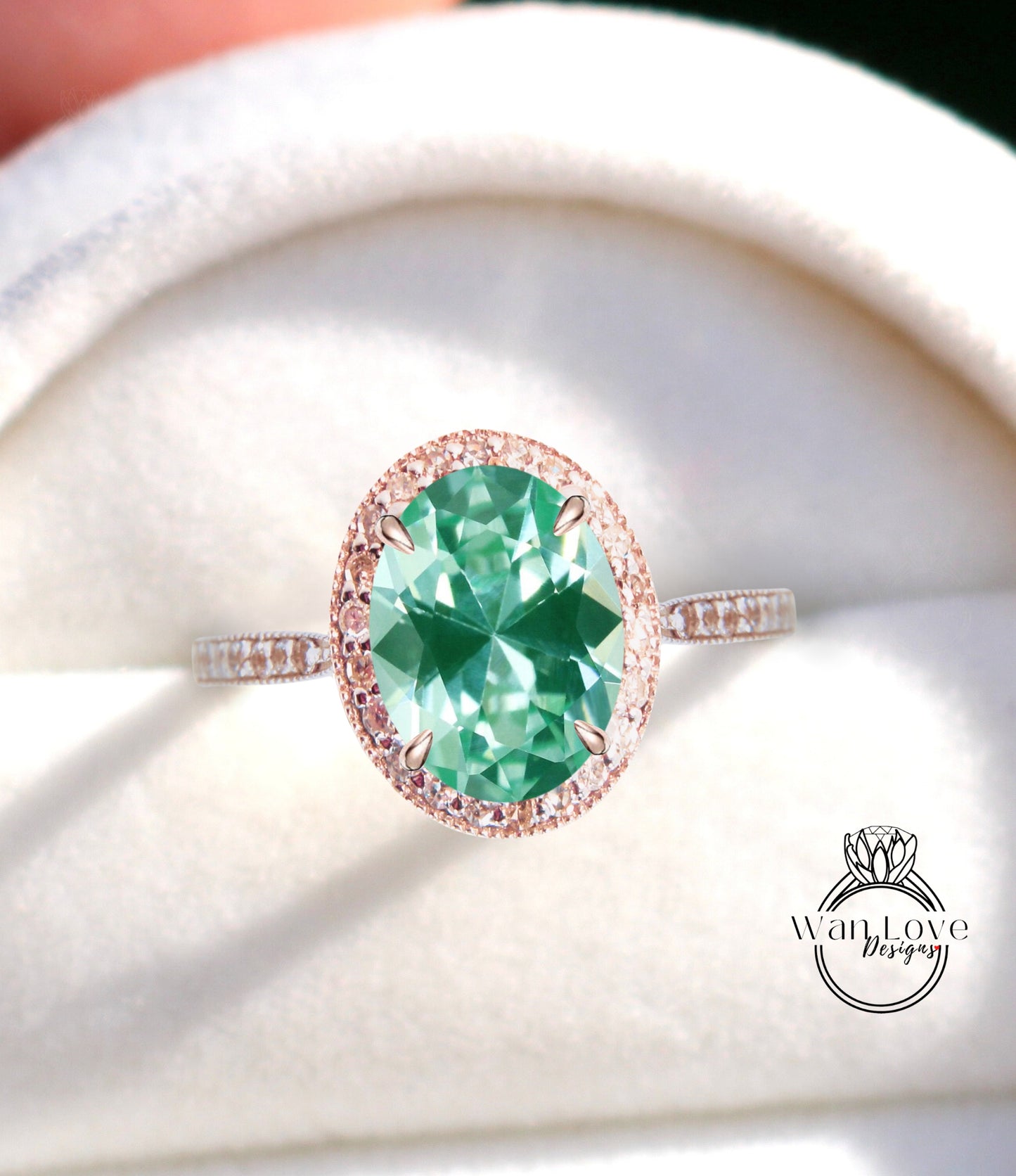 Anello di fidanzamento aureola ovale Teal Spinel Diamond 14k oro milgrain, anello di fidanzamento spinello verde blu, anello milgrain d'oro, ispirato vintage