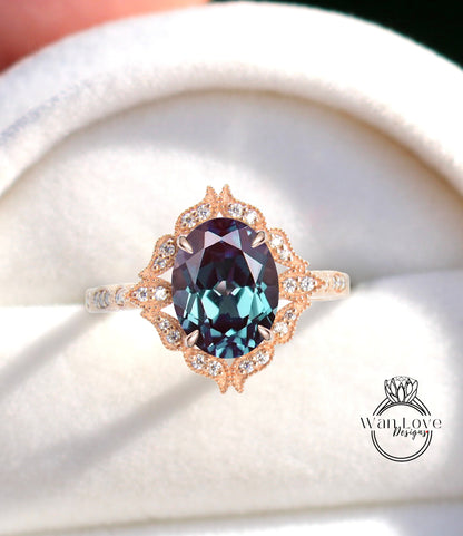 Anello di diamanti ovale con alessandrite, anello di diamanti floreale con alessandrite, anello Milgrain di alessandrite, anello di fidanzamento con cambiamento di colore, personalizzato