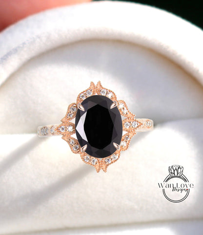 Anello ovale e diamante con zaffiro nero naturale, Anello con zaffiro con diamante floreale, Anello ovale Milgrain, Anello di fidanzamento nero, Personalizzato, WanLoveDesigns