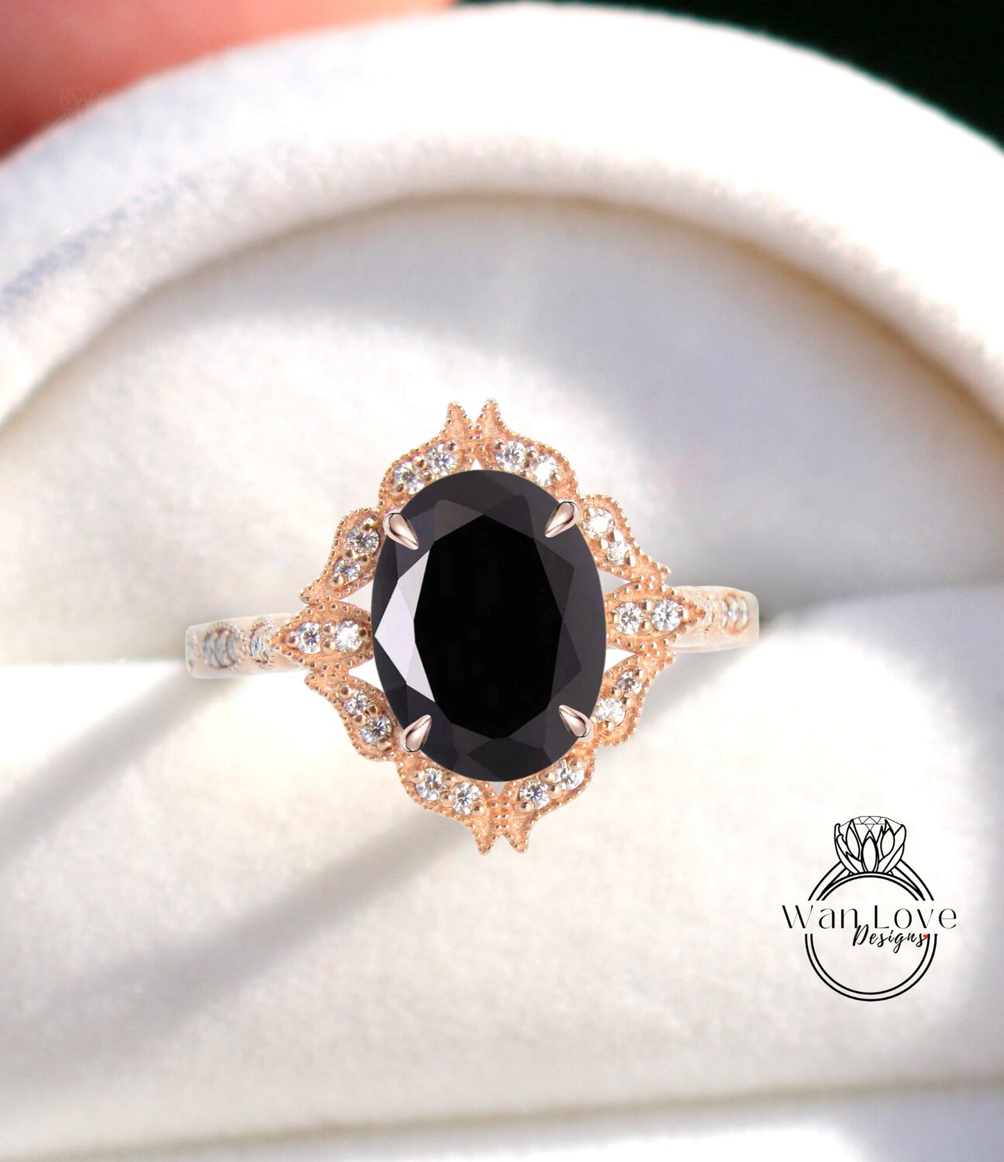 Anello ovale e diamante con zaffiro nero naturale, Anello con zaffiro con diamante floreale, Anello ovale Milgrain, Anello di fidanzamento nero, Personalizzato, WanLoveDesigns