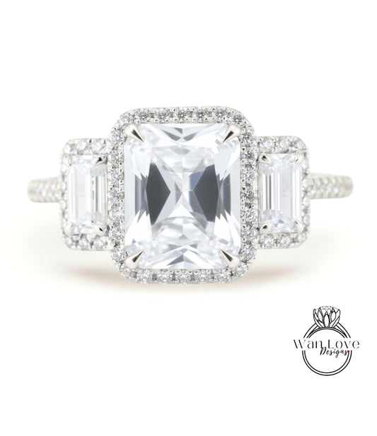 Anello baguette con zaffiro bianco e diamanti smeraldo Halo, anello di fidanzamento Art Déco, anello con pietra laterale con diamante, anello con tre pietre Halo con diamante