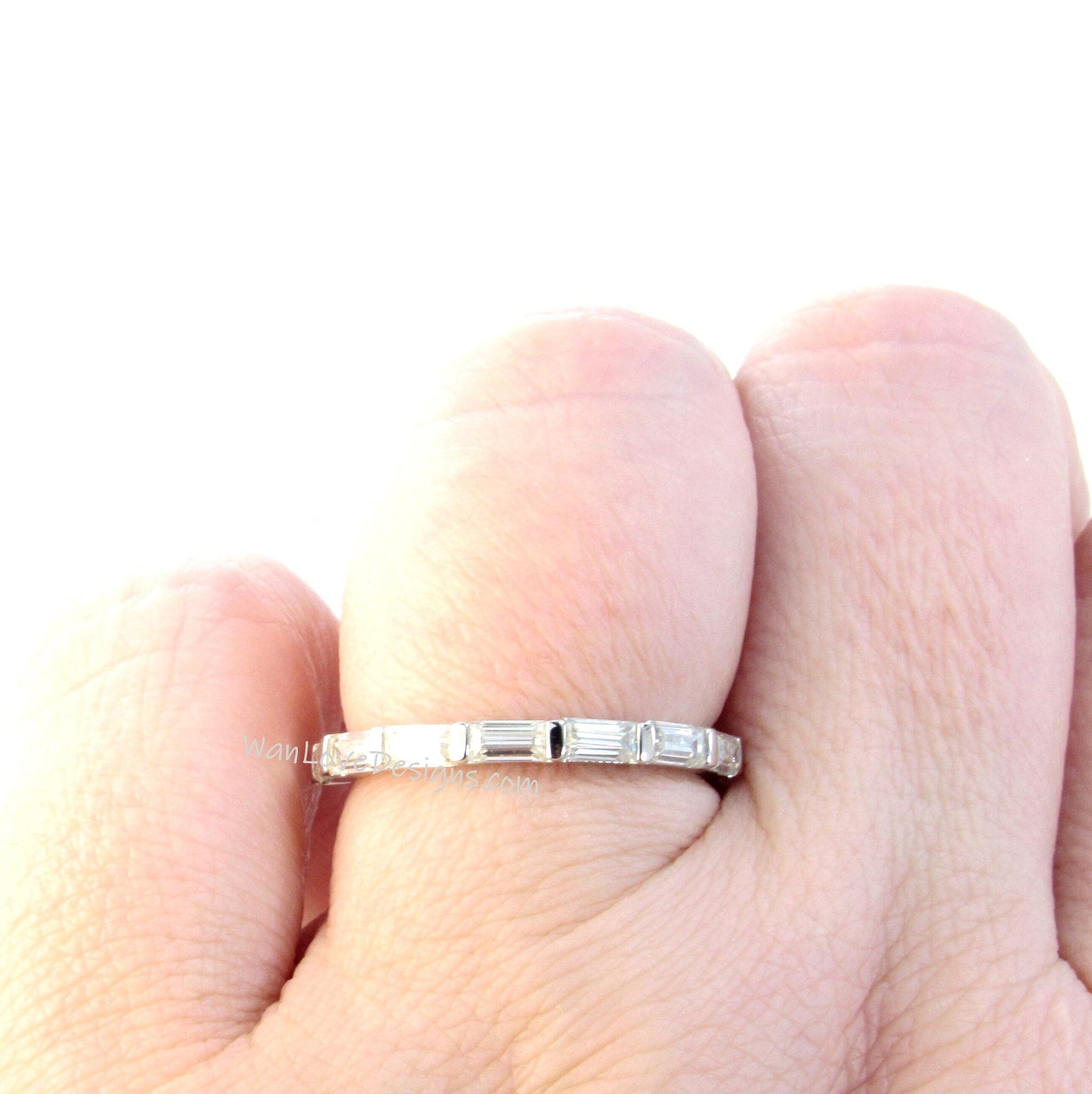 Fede Nuziale Anello Di Fidanzamento Eternity Fede Lexi Eternity Da Ctw Con Smeraldi Incorniciati E Diamanti