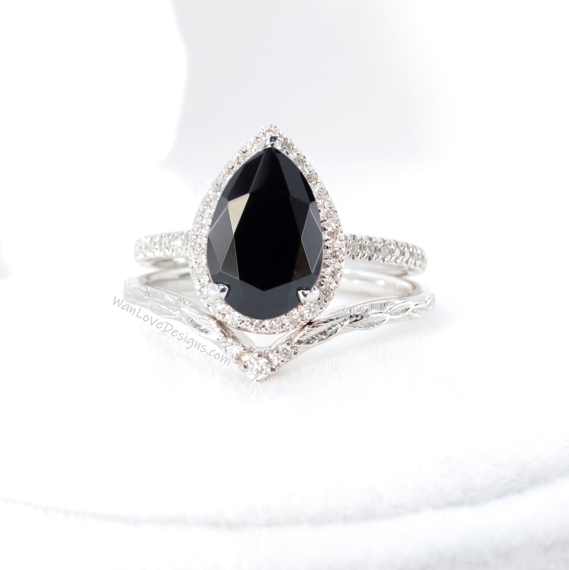 Black Spinel Diamond Halo and Curve Band Engagement Ring Set | 14K Gold Nesting Band | Leaves Bridal Ring | Nature Inspired Ring Wan Love Designs