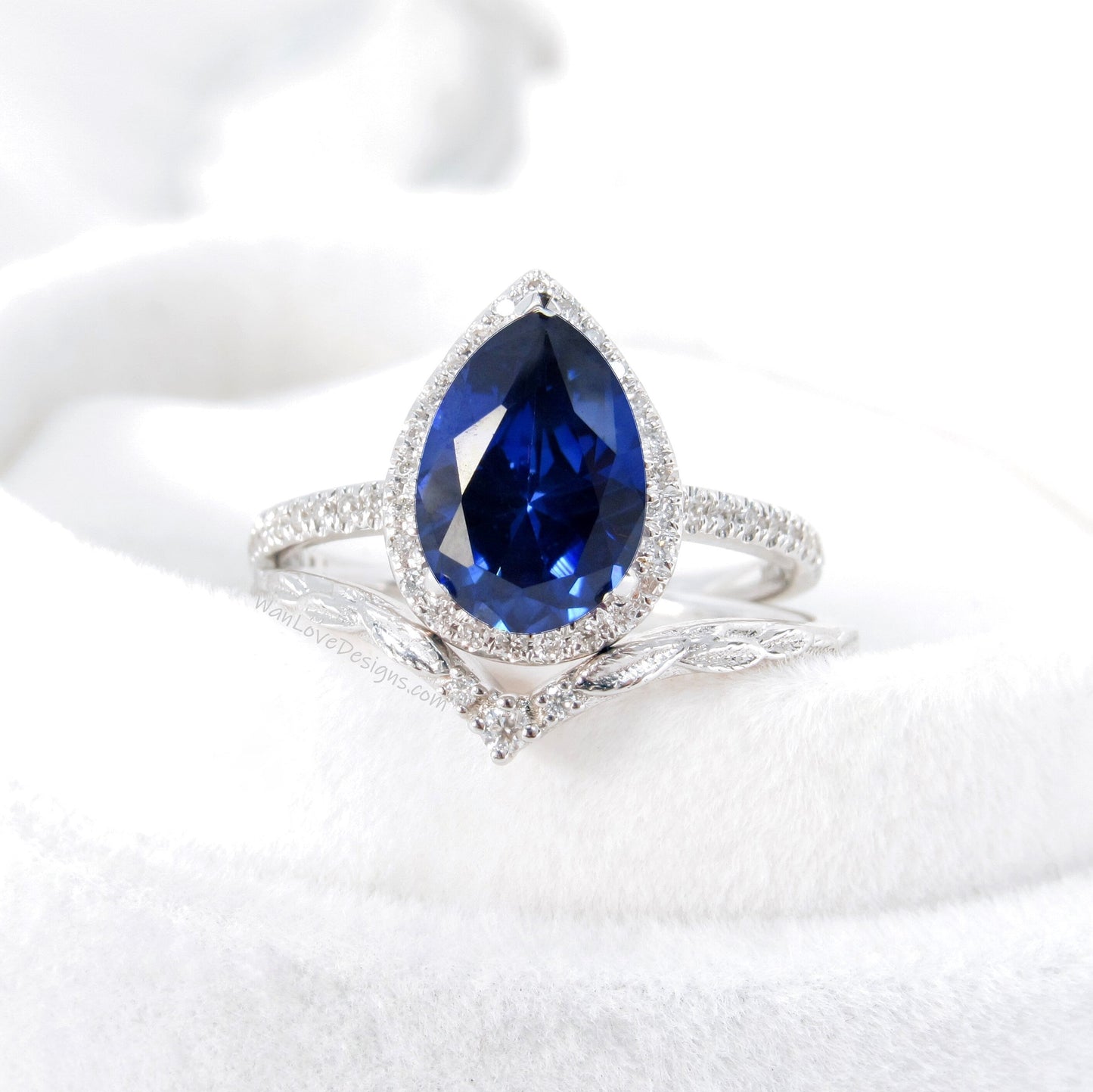 Blue Sapphire Diamond Halo and Curve Band Engagement Ring Set | 14K Gold Nesting Band | Leaves Bridal Ring | Nature Inspired Ring Wan Love Designs