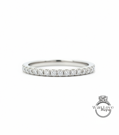 Anello nuziale con zaffiro bianco, mezza eternità, anello impilabile, anello nuziale con zaffiro, promessa di fidanzamento, anniversario, fede nuziale, regalo per lei