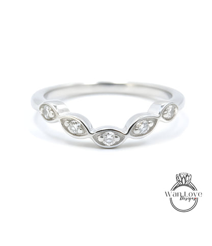 Pronto per la spedizione Anello diadema con foglie di moissanite in oro bianco Fascia di nidificazione curva