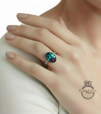 Anello di fidanzamento ovale con smeraldo Anello stile celebrità Anello con diamanti vintage Lato nascosto Halo Anello nuziale Art Deco Anniversario Regalo per lei