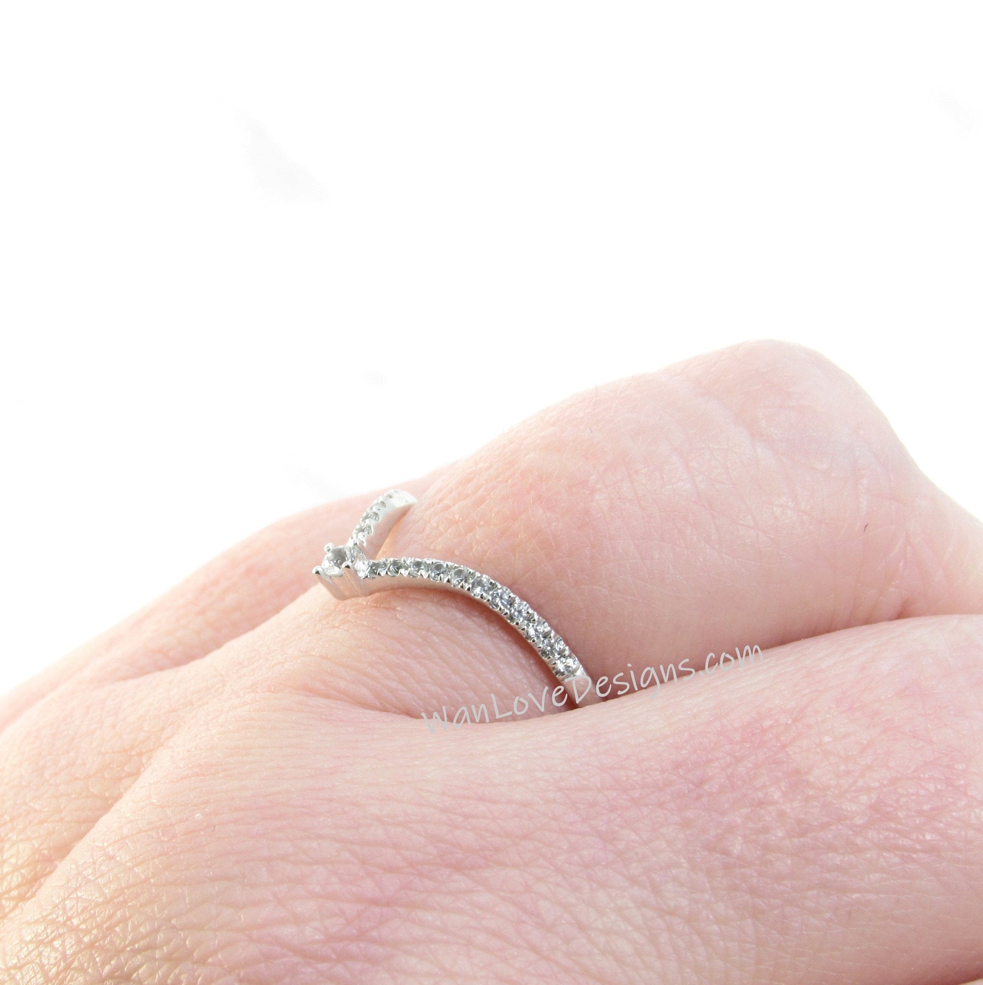 Curved V Stacking Ring • Diamond Chevron Ring, Thin Gold Minimalist Ring • Dainty Engagement Ring • Gift for Her Wan Love Designs