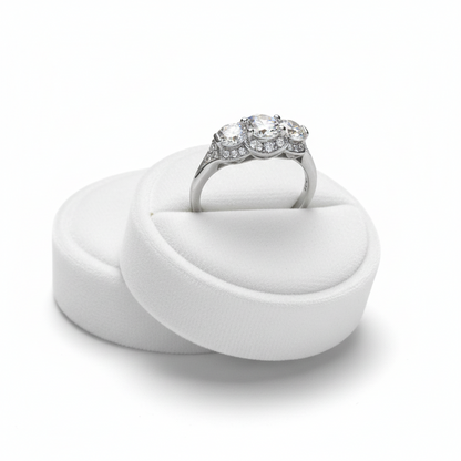 Inserzione personalizzata, anello di fidanzamento Moissanite con 3 pietre preziose Halo, rotondo, 1 ct, 6,5 mm, 4 m, 14 kt, 18 kt