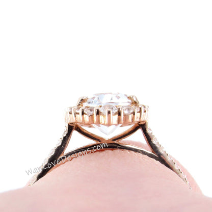 Emerald & Diamonds Oval Graduated Halo Engagement Ring, Custom, Wedding, 14k 18k White Rose Yellow Gold, Platinum, WanLoveDesigns Wan Love Designs