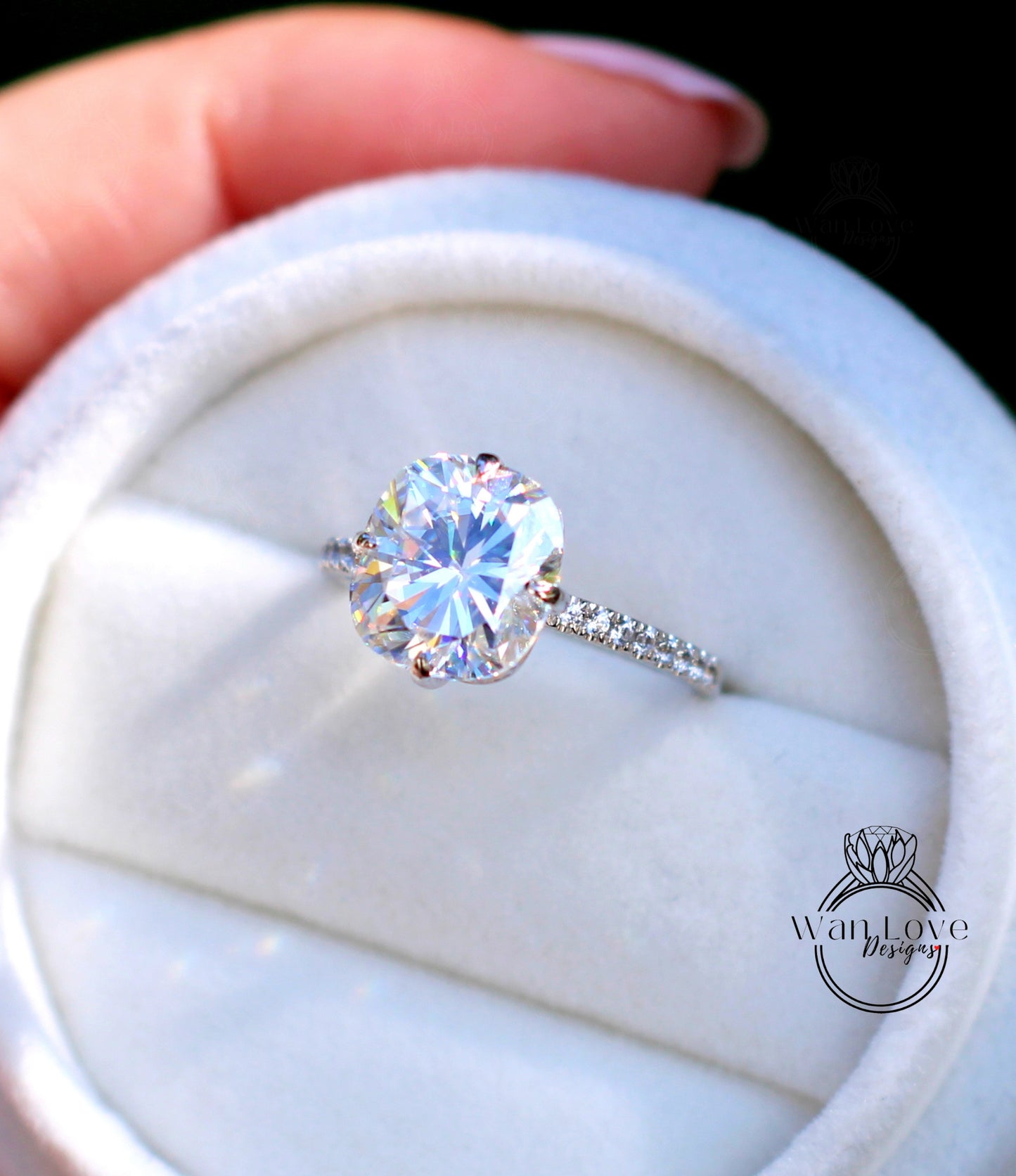 Moissanite Anello di fidanzamento Anello di celebrità Cuscino allungato 4ct 18k Oro bianco Anello da sposa Anniversario di matrimonio Cestino-Pronto per la spedizione