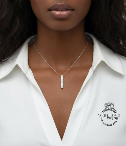 Collana per madri • Collana a barra verticale e orizzontale • Collana personalizzata con pietre portafortuna • Collana con pietre preziose • Collana con diamanti • Regalo perfetto