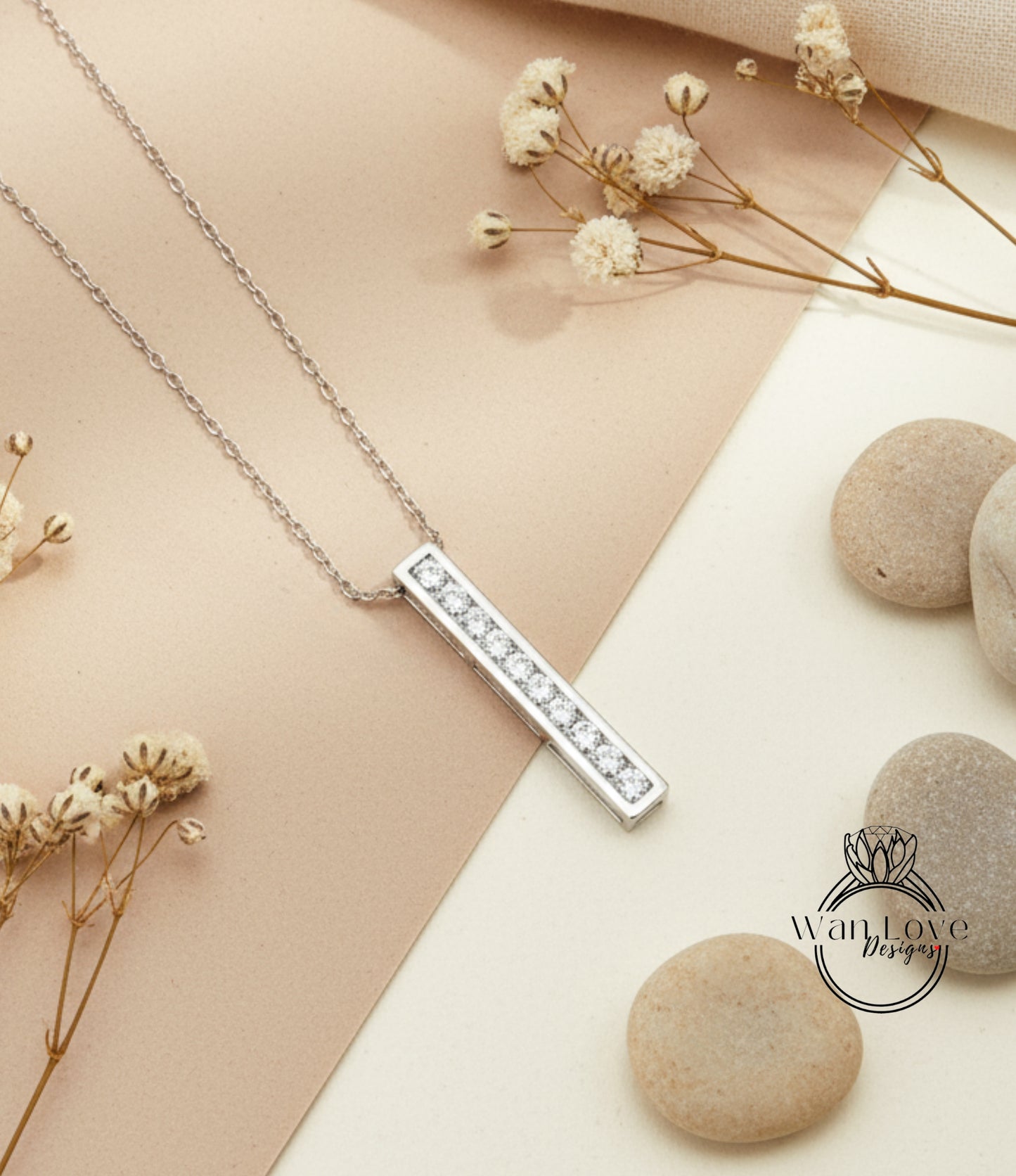 Collana per madri • Collana a barra verticale e orizzontale • Collana personalizzata con pietre portafortuna • Collana con pietre preziose • Collana con diamanti • Regalo perfetto