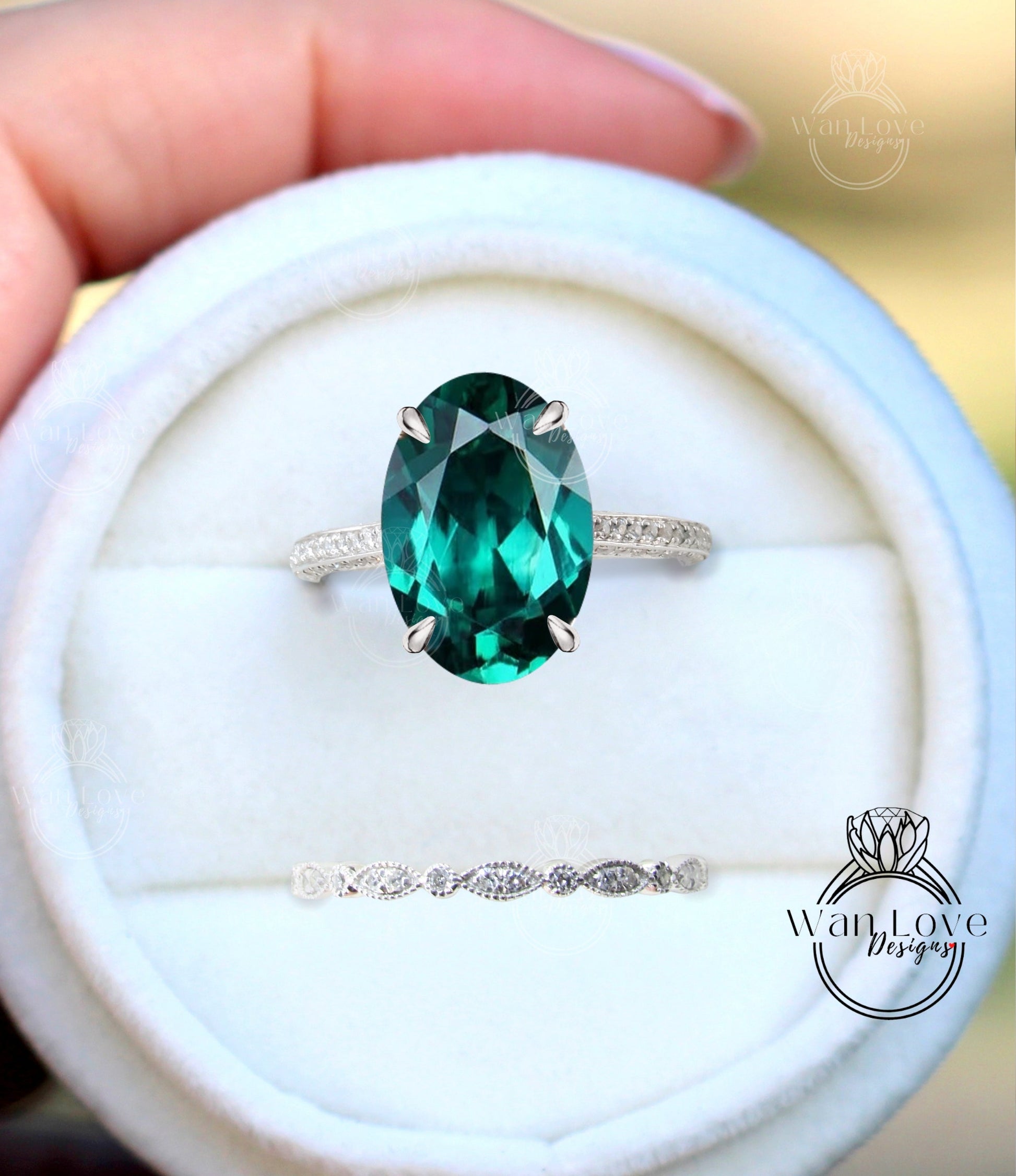 Oval shaped Emerald engagement ring set vintage Art deco Celebrity diamond side halo ring rose gold scalloped band wedding Anniversary ring Wan Love Designs