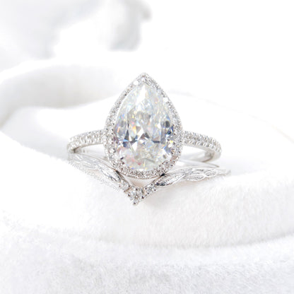 Pear Diamond Halo & Curve Band Engagement Ring Set | 14K Gold Nesting Band | IGI Lab Diamond HPHT CVD Leaf Bridal Ring | Nature Ring Set Wan Love Designs