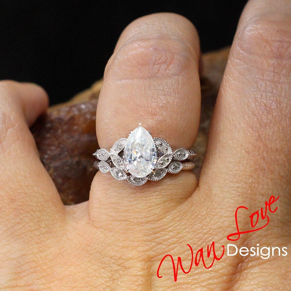 Pear Moissanite engagement ring set rose gold Diamond ring Unique vintage leaf milgrain Curved Wedding vintage ring Bridal Anniversary gift Wan Love Designs