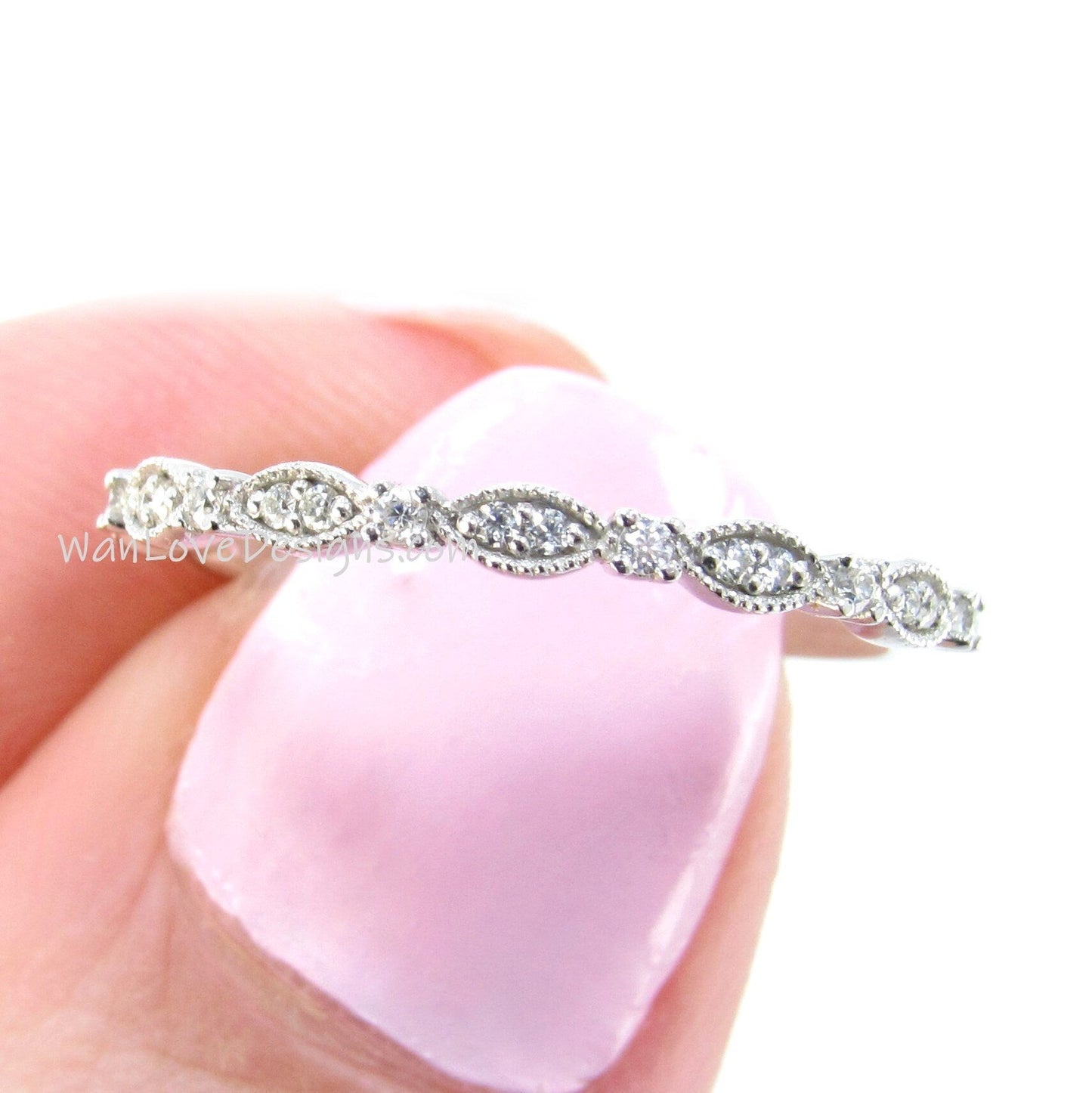 Vintage Diamond Scalloped Wedding Band in Solid Gold/ Milgrain Platinum Ring, Wedding Anniversary Ring, Promise Ring, Birthstone Ring. Wan Love Designs