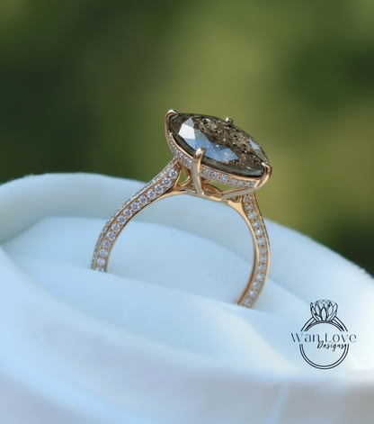 Anello di fidanzamento ovale stile celebrità personalizzato con diamanti sale e pepe Fascia di diamanti a 3 lati in oro rosa Anello unico per l'anniversario nuziale in oro massiccio