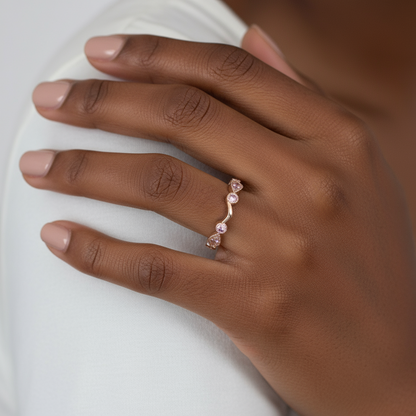 Fede nuziale con diamante Milgrain Art Deco curvo, fascia impilabile in Moissanite, fascia vintage a pera o foglia, anelli nuziali con diamanti, regalo con fascia abbinata