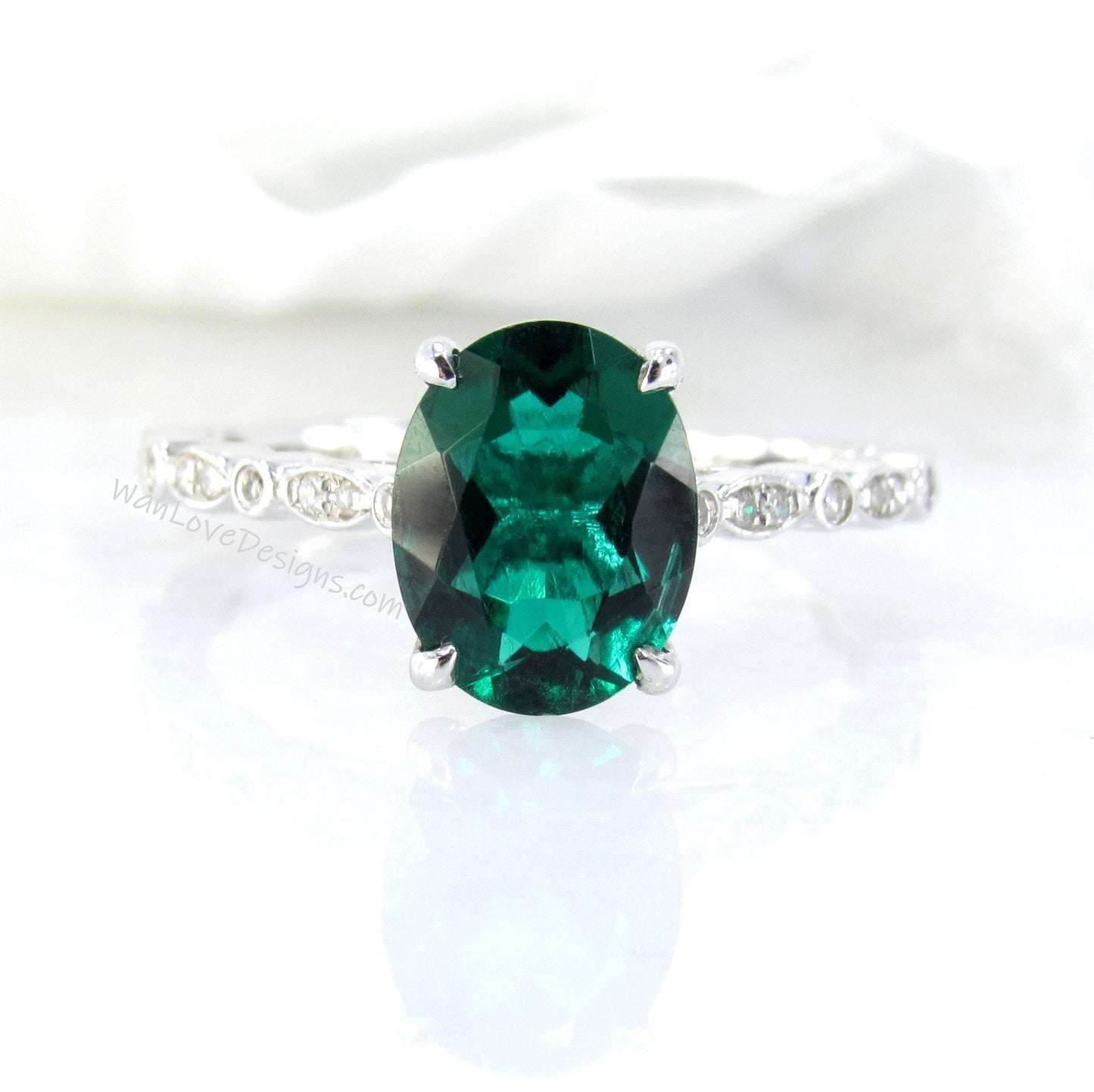 3ct Vintage Oval Emerald Diamonds Scalloped Art Deco Solitaire Engagement Ring, 18k White Gold Ring, Ready to Ship Ring