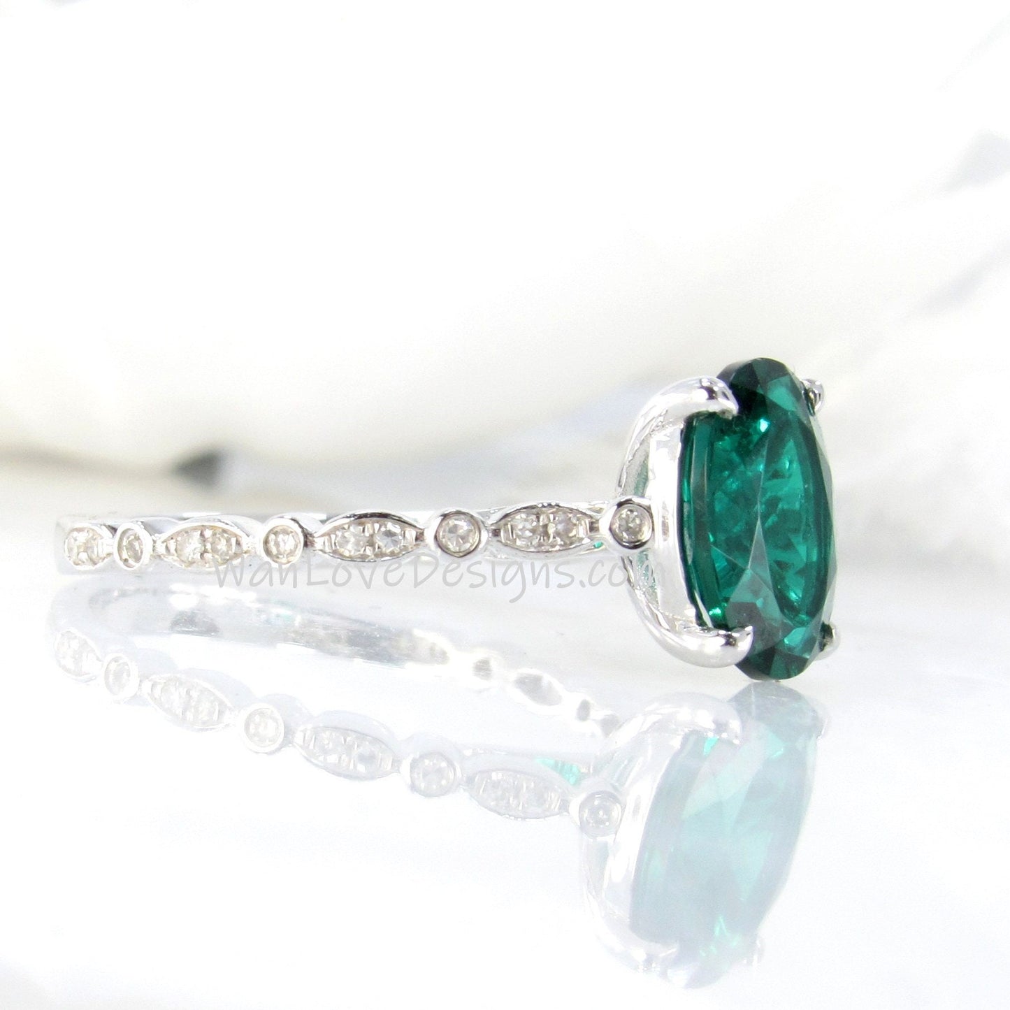 3ct Vintage Oval Emerald Diamonds Scalloped Art Deco Solitaire Engagement Ring, 18k White Gold Ring, Ready to Ship Ring