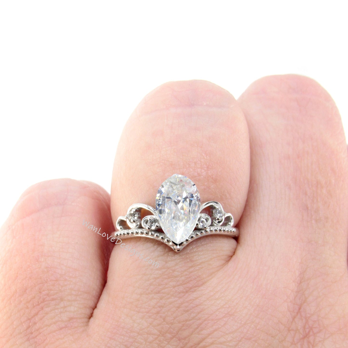 Vintage pear engagement ring| vintage moissanite v chevron wedding ring|Cluster Pear shaped filigree Bridal ring|Antique Anniversary ring